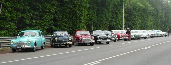 Les Fr&eacute;gates align&eacute;es sur le circuit pour un d&eacute;part digne des ann&eacute;es cinquantes